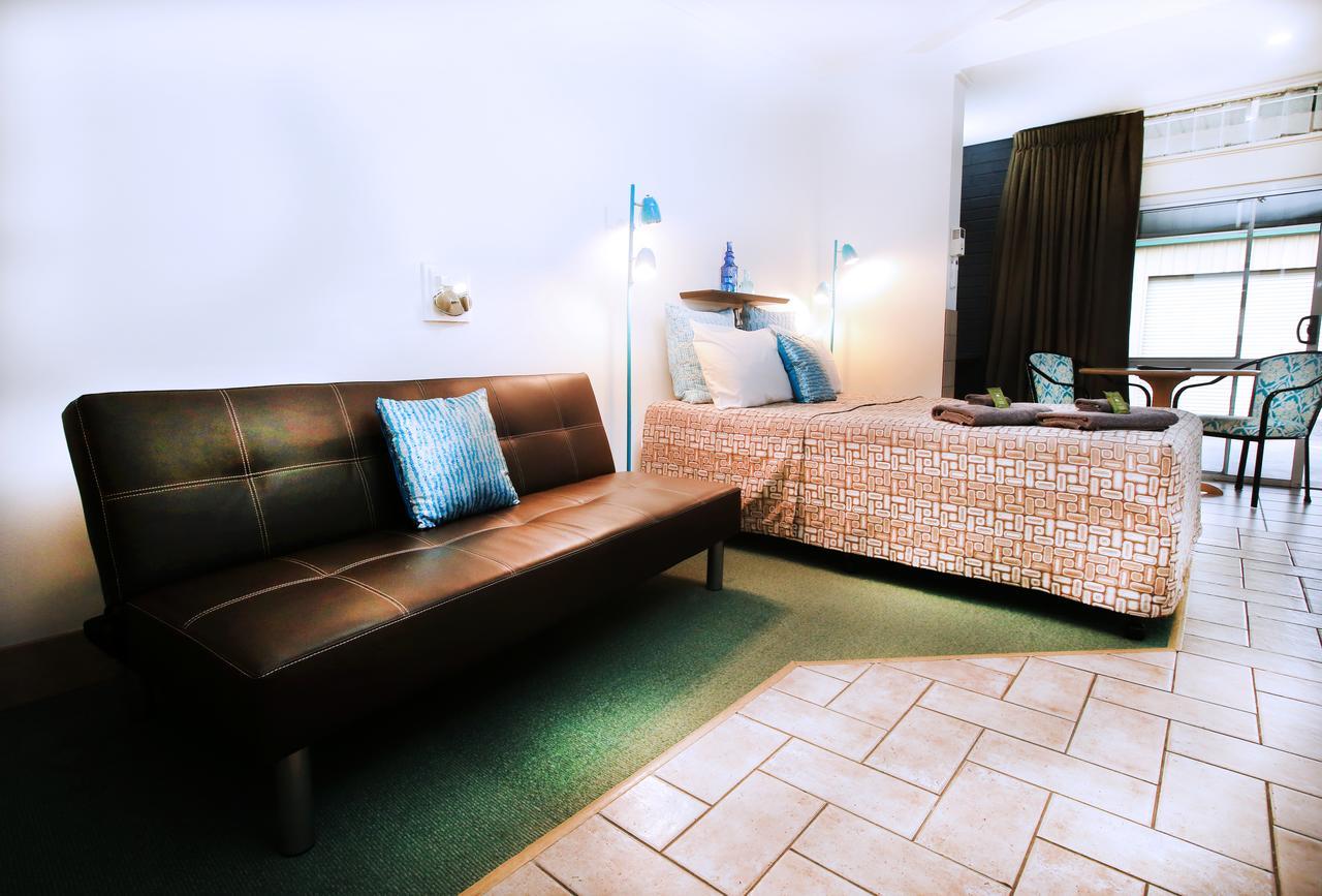 Central Motel Gin Gin المظهر الخارجي الصورة